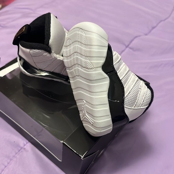 Jordan 11s Concord ( Crib size ) - Picture 2 of 4